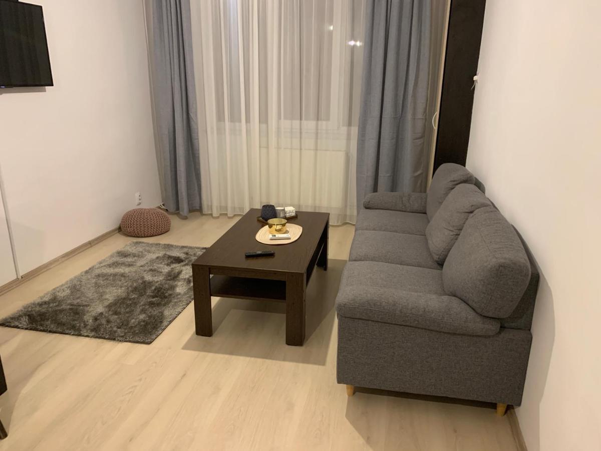 Confort Apartment Medias Exterior photo